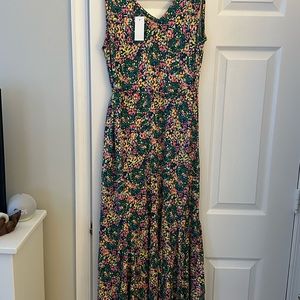 Flounce hem maxi dress